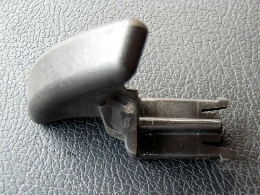 Chevrolet Silverado 1500 - Рычаг регулировки наклона руля
