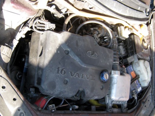 Lada Priora 2172, 1.6L 21126, Bosch ME17.9.7 - Внешний вид двигателя