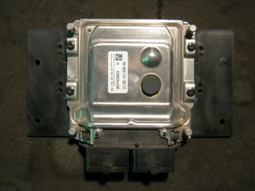 Lada Priora 2172, 1.6L 21126, Bosch ME17.9.7 - Вид блока управления