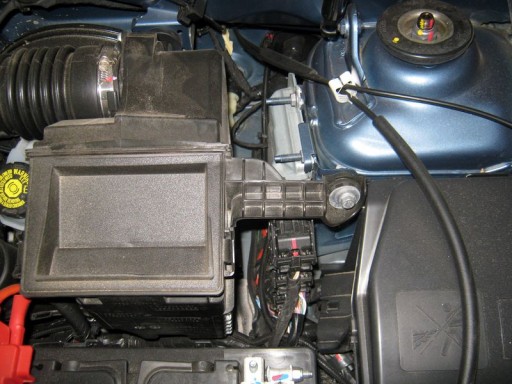 Renault Duster 1.6L K4M 4WD - Блок управления двигателем Siemens (Continental) EMS3125
