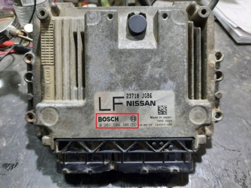 Nissan X-Trail T31 2.5L QR25DE - Внешний вид ЭБУ Bosch ME7.9.20