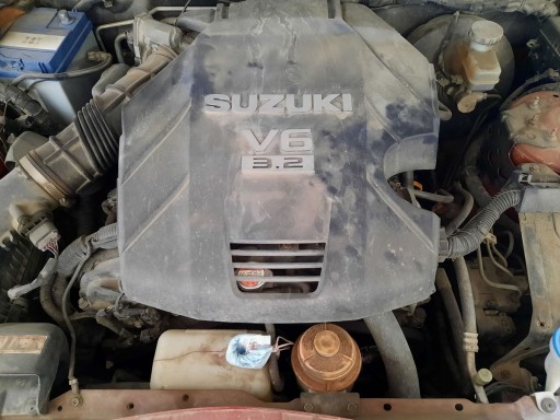 Suzuki Grand Vitara JB632 - Внешний вид двигателя 3.2L N32A